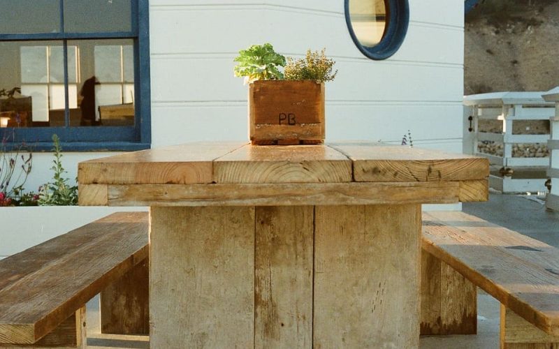 Mobiliario de madera